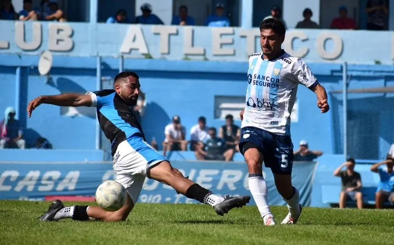 def unidos zarate_atletico