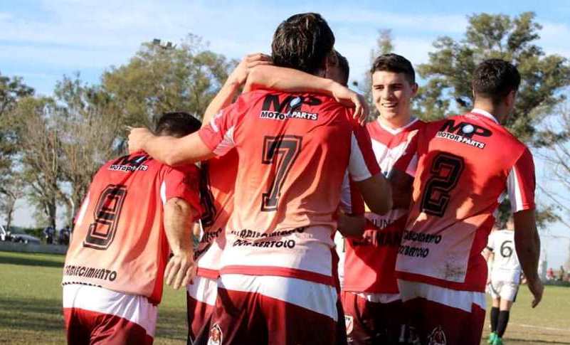 festejo gol_moreno