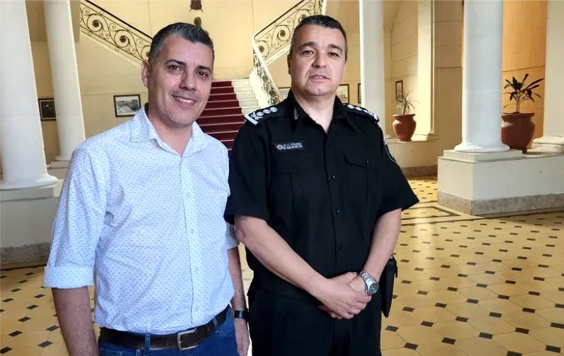 policia