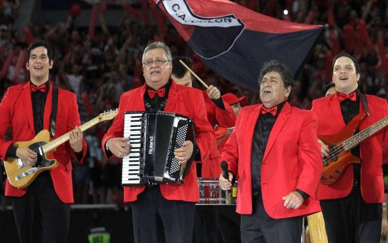 A un periodista de TyC Sports se le fue la mano y ...